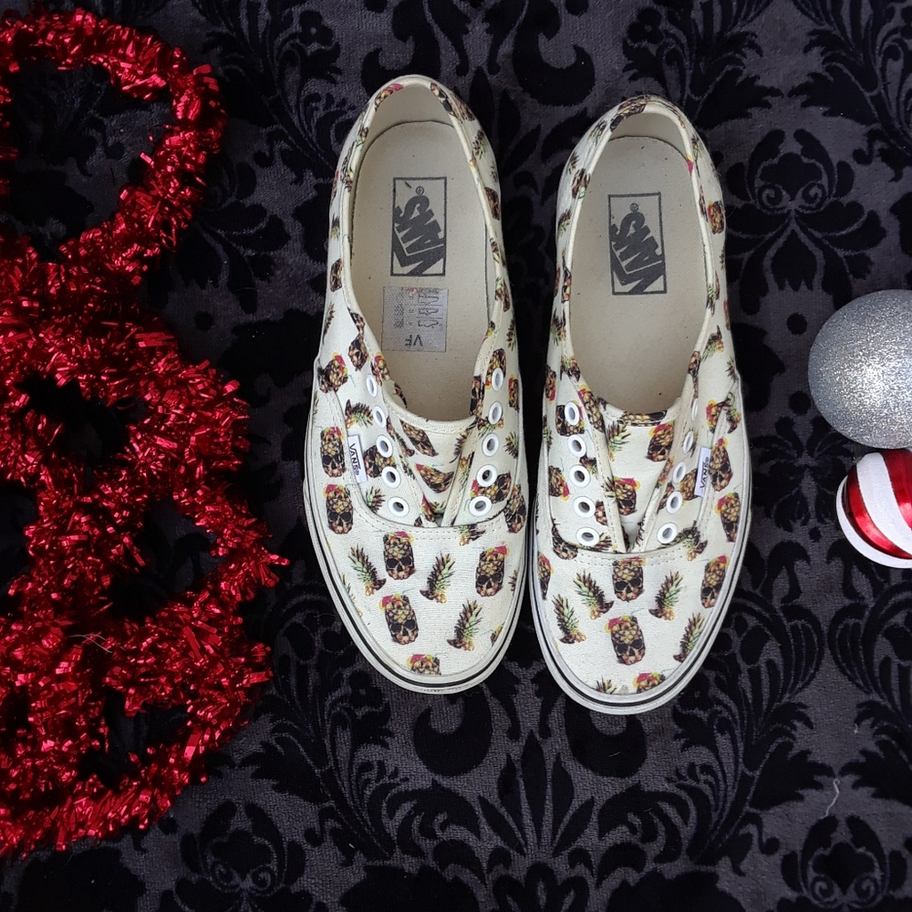 VANS Pineapple Skull Print